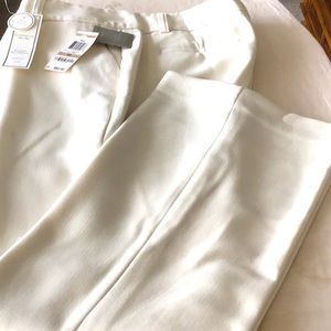 Charter Club Tummy Slimming Women white pants, NWT